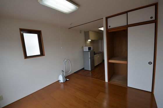 コスモクイーン津倉