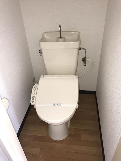 コスモクイーン津倉