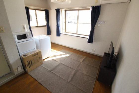 ウォーターコート三野