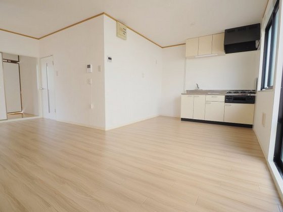 セジュール堀田