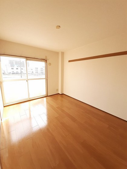 エトアールサチ