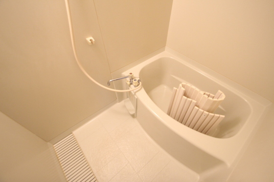 ラクシュリー津高