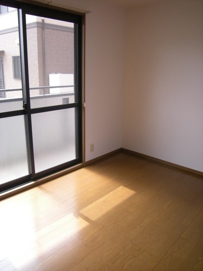 クレセント中仙道