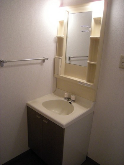 クレセント中仙道