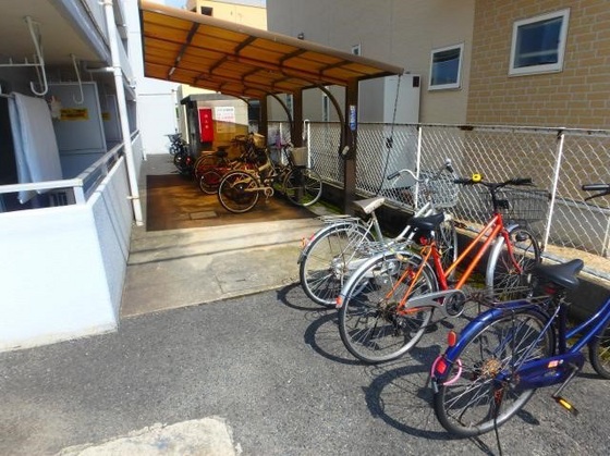 ウエストプラザ新保