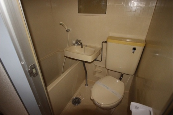 ウエストプラザ新保