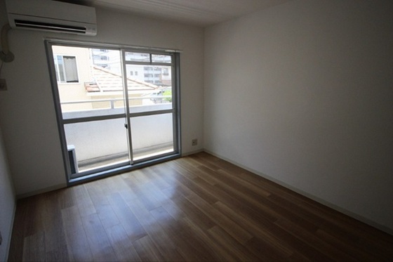 ウエストプラザ新保