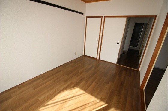 ファミール当新田