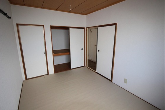 ファミール当新田