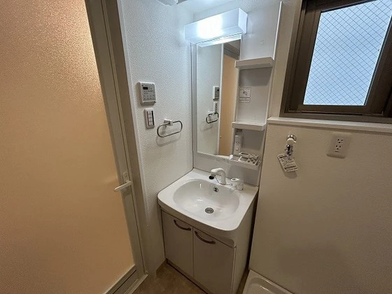 リフレスロイヤルシティⅣ