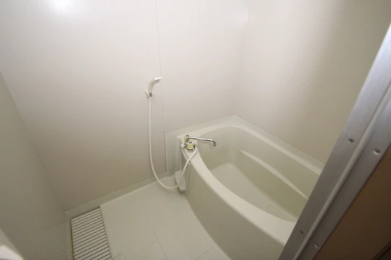 エステート西市