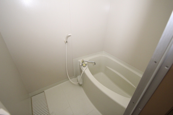 エステート西市