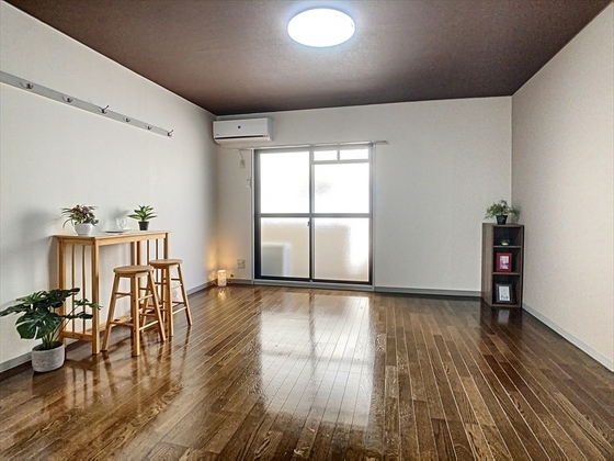 ラウファレ エイエスエイ