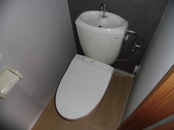 クヴェレセイキビル