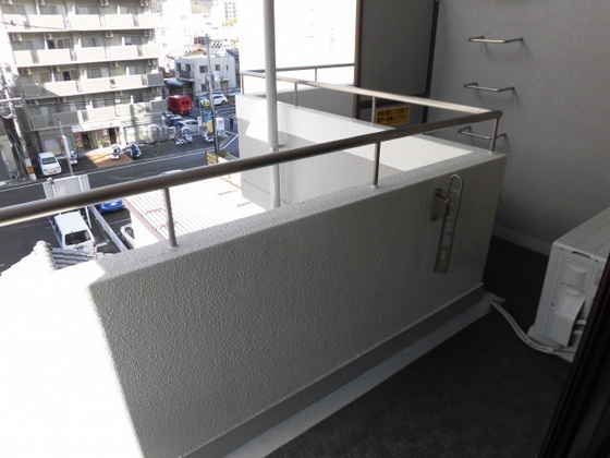 クヴェレセイキビル