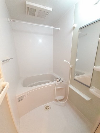 コンフォータブル西条