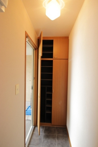 ファン・ハウス B棟