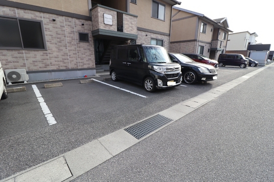 ファン・ハウス B棟