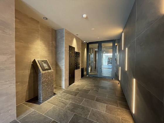 LIFEMENT GLANZ DOBASHI