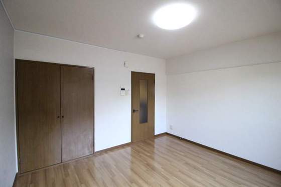 リアライズ津高