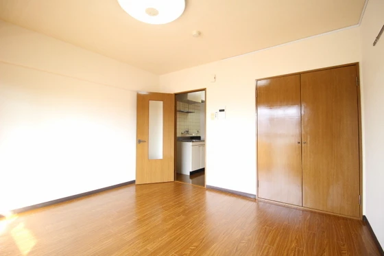 リアライズ津高