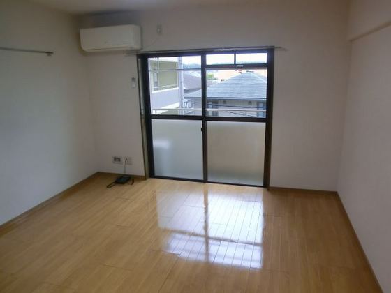 リアライズ津高