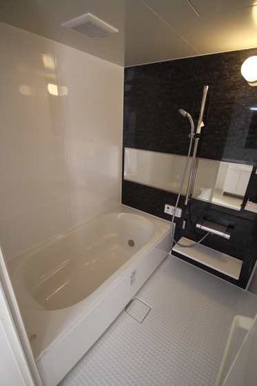 イル ヴィラージュ A棟