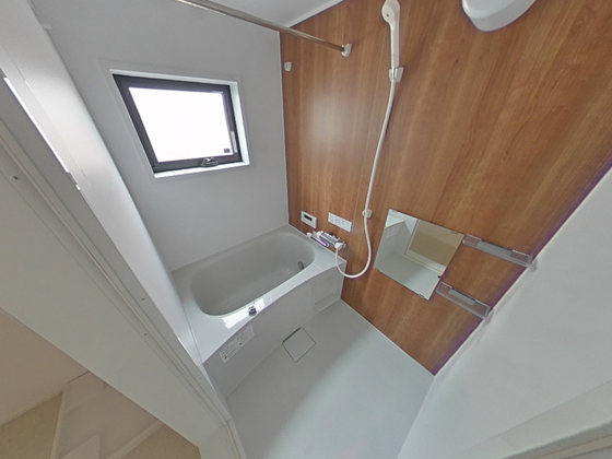 ロイヤルヴィラ緑井 B棟