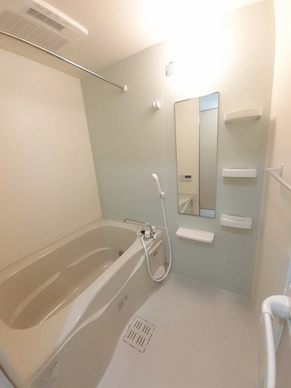 サニーブリ-ズ物見東 B