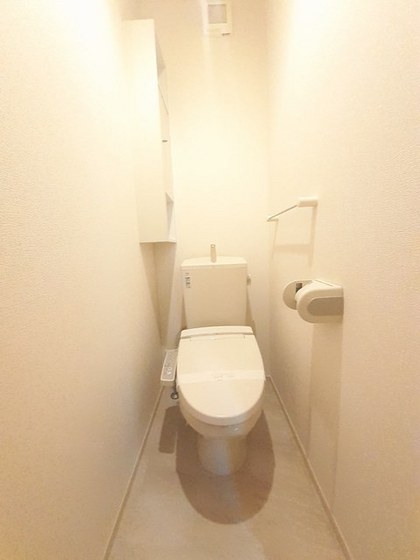 サニーブリ-ズ物見東 B