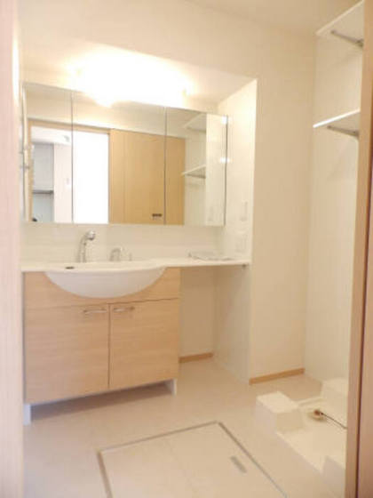 セントラルタウンコート B棟