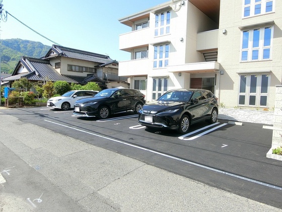 プレザントカーサ祇園