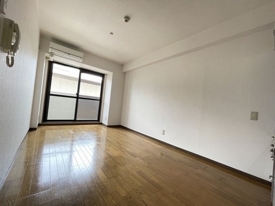 ラ・メゾン・セピア