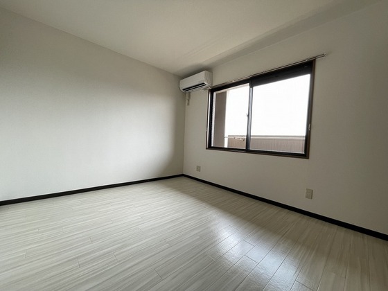 ラ・メゾン・セピア