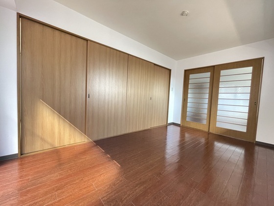 レジデンス山地