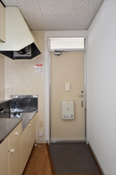 ラックハイツ国富A