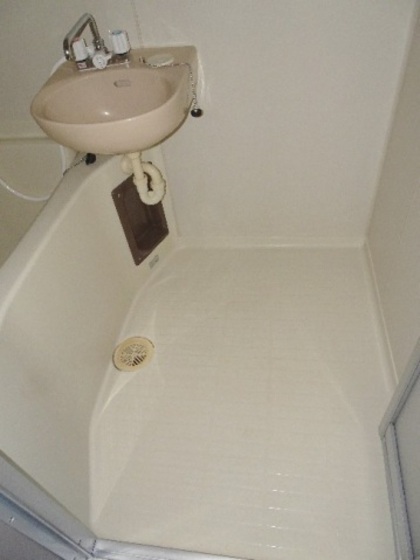 ジュネス津島・A棟