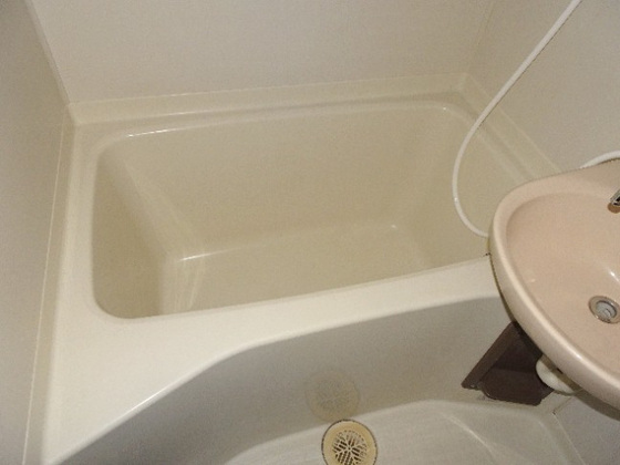 ジュネス津島・A棟