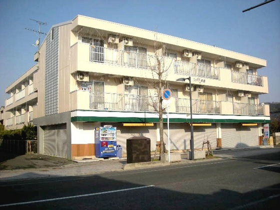 ジュネス津島・A棟