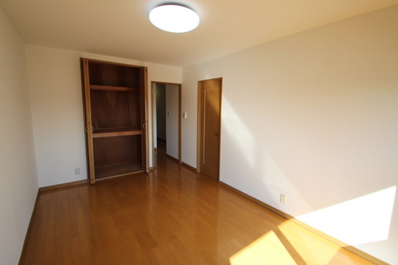 アークハイツ内山下