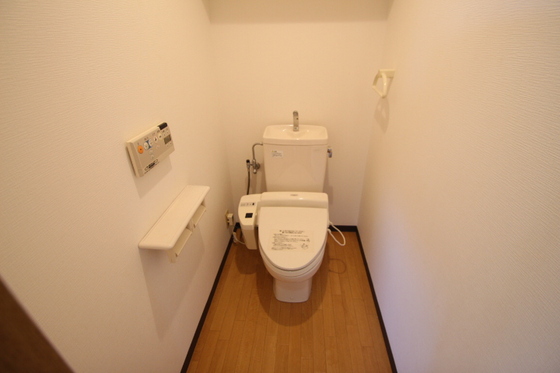 アークハイツ内山下