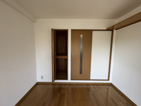 アークハイツ内山下