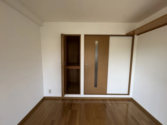 アークハイツ内山下