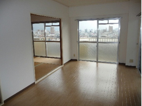 第二向山ハイツ