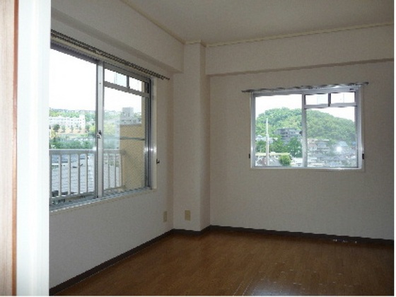 第二向山ハイツ