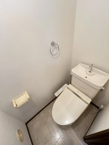 セコンドキャステロ津島