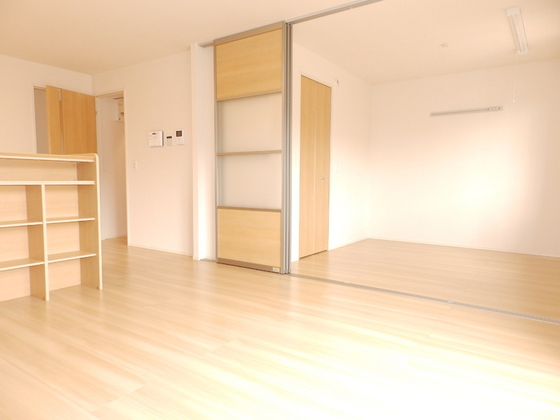 ルミエール B棟