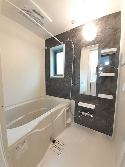 メゾン ルピナス A