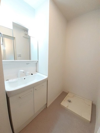 メゾン ルピナス A