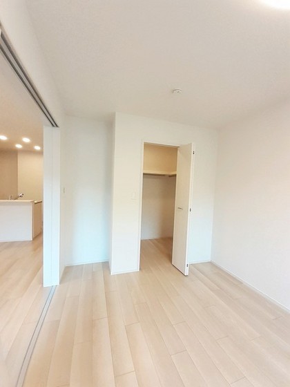 メゾン ルピナス A